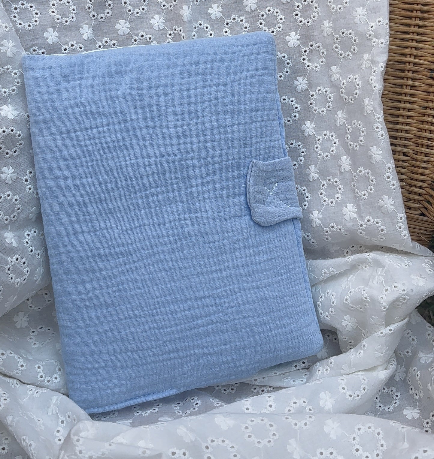 Protège carnet de santé pour bébé en gaz de coton - Personnalisable